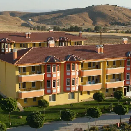 Ceylan Termal Saglikli Yasam Koyu Holiday home *